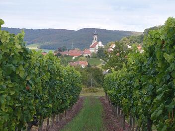 Wein, Kultur, Feste, Wanderwege, eine schöne Landschaft: Castell hat viel zu bieten. Foto: Diana Fuchs (Archiv)