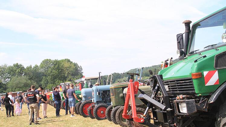 Über 300 Fahrzeuge waren beim Oldtimertreffen zu bestaunen.