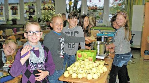 Aus &Auml;pfeln wurde Saft gepresst Foto: pr