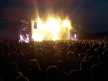 "... und ab geht die Lutzi" ist zu einer echten Institution im Festival-Kalender geworden. Jahr für Jahr beweisen die Verantwortlichen, dass sie sich am Puls der Zeit bewegen. Foto: Klaus Schmitt