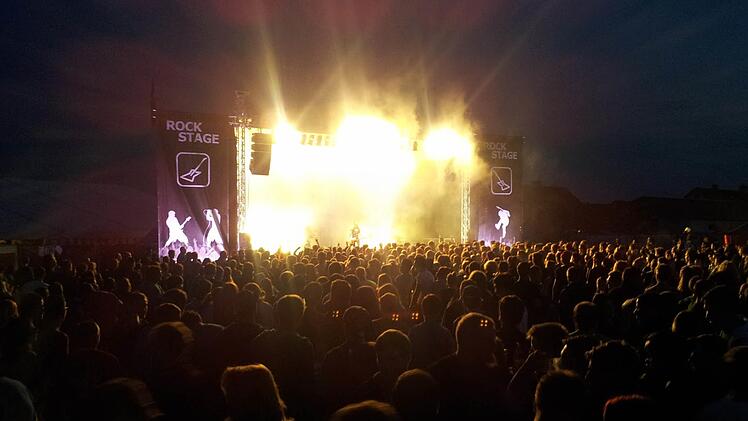 "... und ab geht die Lutzi" ist zu einer echten Institution im Festival-Kalender geworden. Jahr f&uuml;r Jahr beweisen die Verantwortlichen, dass sie sich am Puls der Zeit bewegen. Foto: Klaus Schmitt