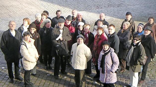 Hansotto Neubauer organisierte zahlreiche VHS-Kulturfahrten - diese hier f&uuml;hrte die Teilnehmer nach Bamberg.  Foto: Michael Uhrig
