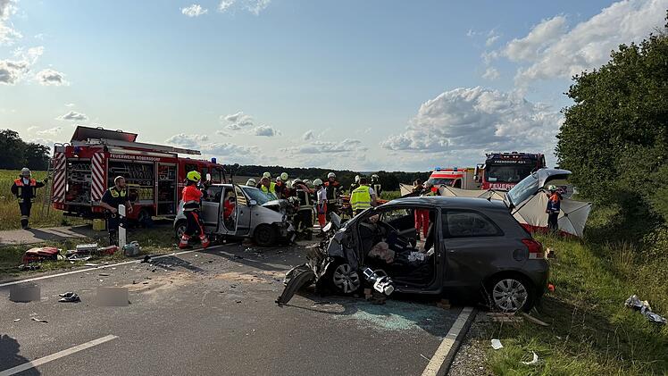 Tote bei schwerem Unfall im Kreis Bamberg