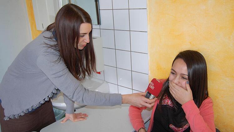 Radio-Eins-Moderatorin Sabrina Lang befragte die Schüler nach ihren Gefühlen.