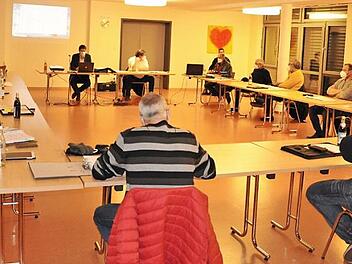Der Gemeinderat Burgpreppach tagte am Donnerstag im katholischen Pfarrsaal unter Corona-Bedingungen.