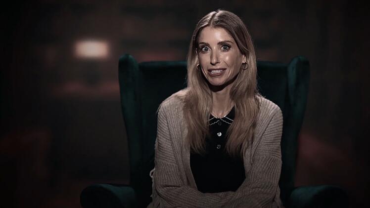 Cathy Hummels wurde in der Nacht von den drei Verr&auml;tern gemeuchelt und musste - als zehnte Loyale - ausscheiden.
