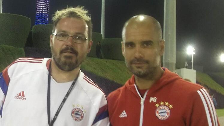 Max Riedelberger mit Pep Guardiola im Trainingslager