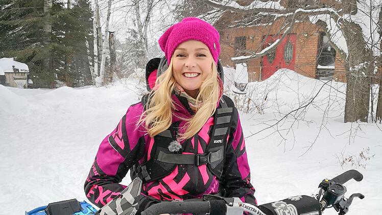 Ihr eigener Unfall und der Unfalltod ihres Lebensgef&auml;hrten Hannes Arch warfen Miriam H&ouml;ller in eine tiefe Lebenskrise.