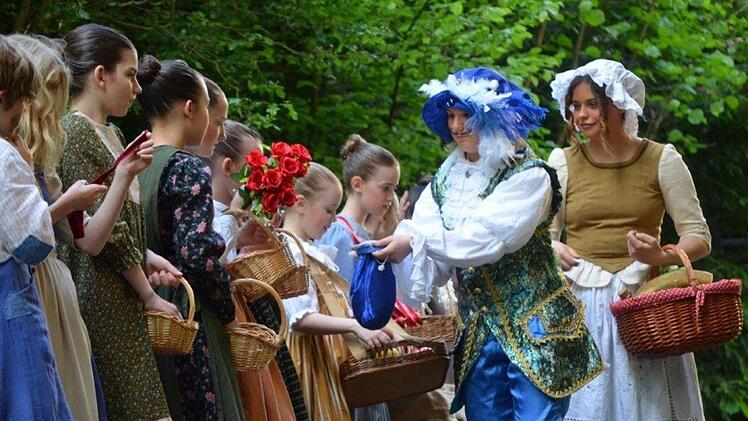 Premiere des Märchens "Froschkönig" auf der Waldbühne Heldritt Foto: Gabi Bertram