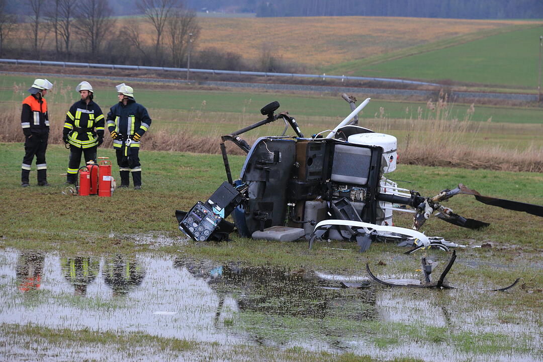 Hubschrauber stürzt bei Rentweinsdorf ab