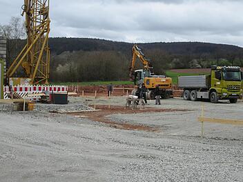 Das Terrain ist bereitet, die Arbeiten für den neuen Kindergarten in Elfershausen können beginnen.