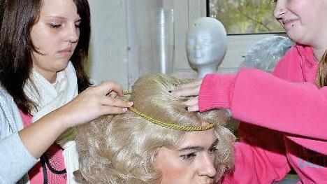 Das "Christkindla" in der Maske.