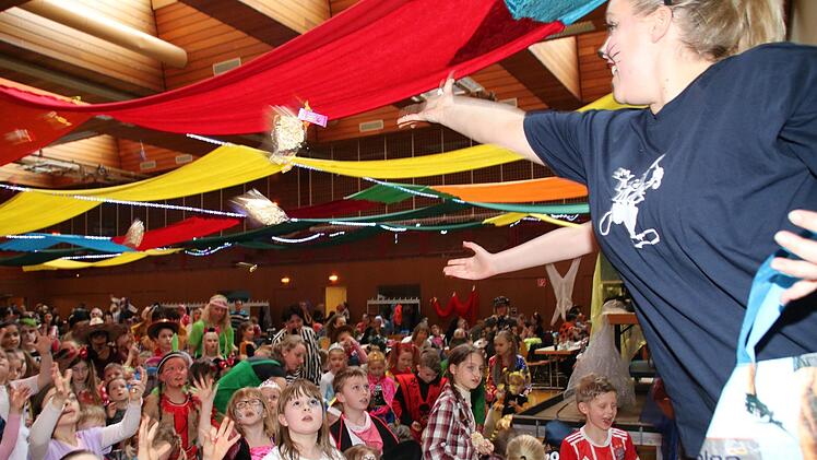 Bonbonregen für die Kinder Thomas Malz
