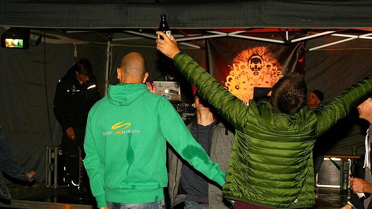 Impressionen von der Nacht am See in Trebgast  Foto: Monika Limmer