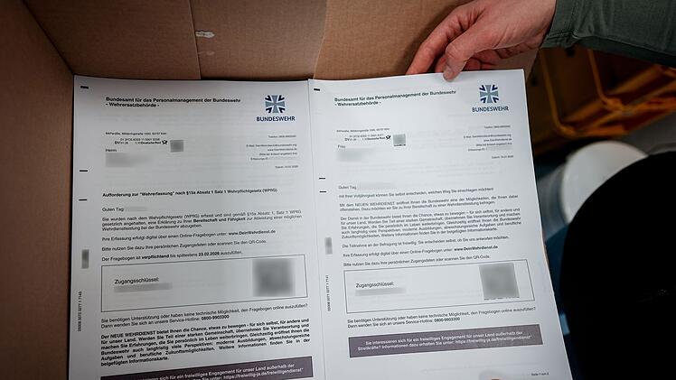 Neuer Wehrdienst - Erste Frageb&ouml;gen werden verschickt