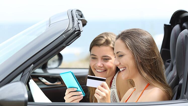 Mietwagen-Schock im Urlaub: Diese Tricks kosten dich viel Geld