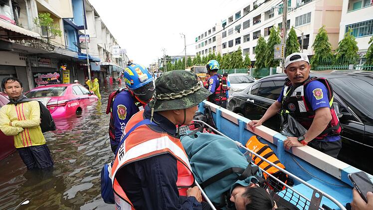 &Uuml;berschwemmungen in Bangkok