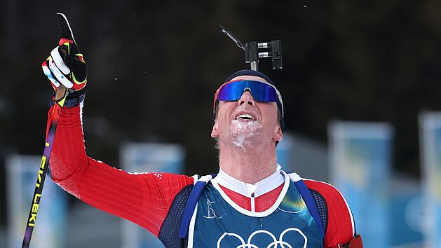 Johan-Olav Botn hat das Olympia-Einzel im Biathlon gewonnen.