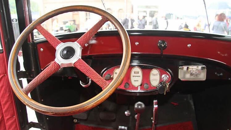 Impressionen vom Oldtimer-Treffen in Kulmbach.  Foto: Sonja Adam