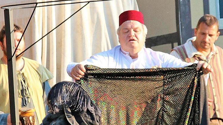 Szene aus "Der Medicus vom Orient" in Poppenlauer. Dieter Britz