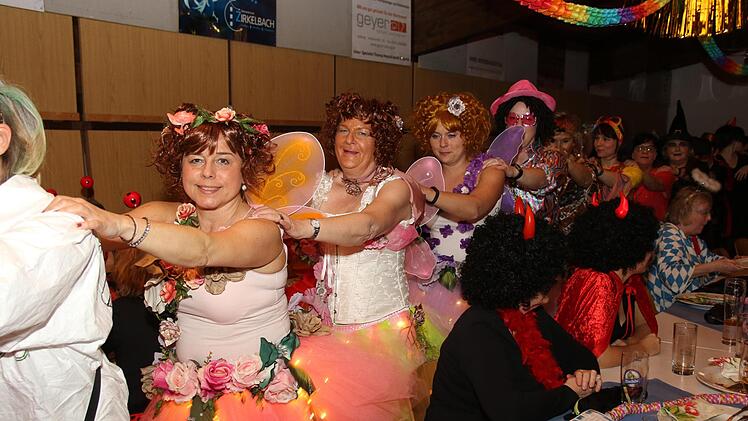 Weiberfasching des TV 48 Coburg in Creidlitz Foto: Michael Stelzner