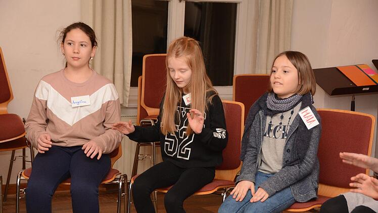 Impressionen von der Probe des neuen DekanatskinderchorsFoto: Dagmar Besand