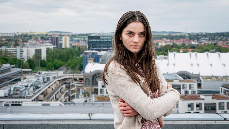 Amanda (Emilie Neumeister) hat Probleme, sich in der Au&szlig;enwelt zurechtzufinden. Oder ist sie einfach psychisch krank - und erz&auml;hlt eine "Kellergeschichte" &uuml;ber ihre Familie, die nicht den Tatsachen entspricht?