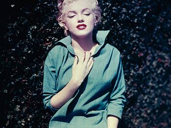 Marilyn Monroe (1926 - 1962) in ihrem Haus in Palm Springs im Januar 1954: Damals avancierte sie zum gr&ouml;&szlig;ten Star in Hollywood.