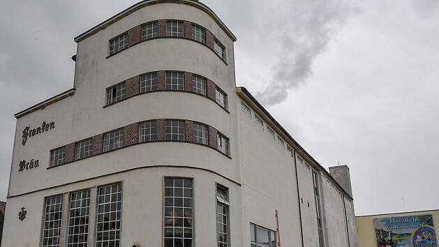 Dunkle Wolken &uuml;ber der Franken Br&auml;u, der Imageschaden der beiden R&uuml;ckrufaktion l&auml;sst sich noch gar nicht abschlie&szlig;end beziffern. Laborberichte wxcDer Besitzer vermutet Sabotage. Foto: Ronald Rinklef.
