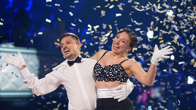 Die siebte Liveshow stand unter dem Motto "Iconic Let's Dance Dances".