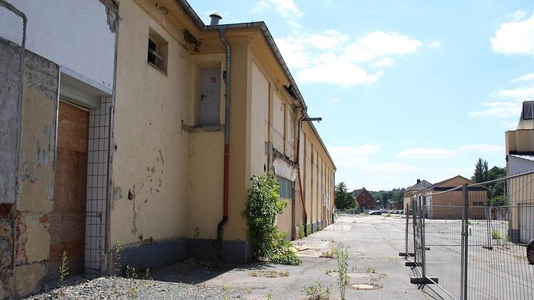 Es stehen nur noch die Mauern. Foto: Saskia Nauer