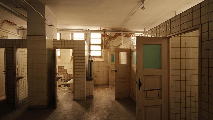 Wenn dieses Bad nicht dringend einer Sanierung bedarf ... Fotos: privat