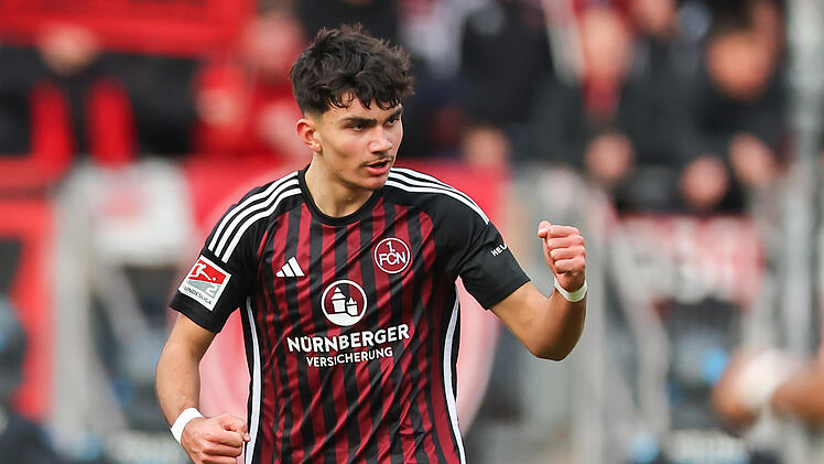 1. FC Nürnberg zu Gast in Fürth - Uzun vor Frankenderby angeschlagen