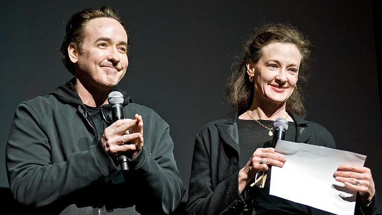 Der Apfel f&auml;llt nicht weit vom Stamm: John Cusacks Vater und seine Schwestern Ann und Joan (Bild) sind ebenfalls Schauspieler.