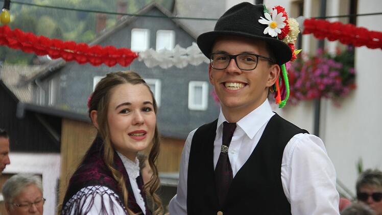 Beste Stimmung herrschte bei den jungen Tanzpaaren und beim  Publikum.Veronika Schadeck