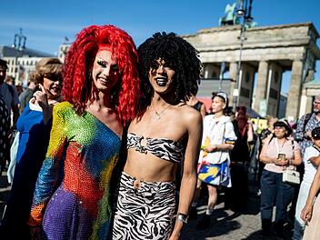 Drag* March vor dem CSD