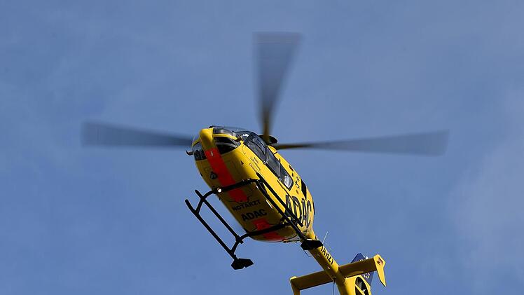 Nach einem Raubüberfall auf einen 50-Jährigen konnten zwei Unbekannte am Donnerstagabend in Bamberg fliehen. Die Polizei sucht Zeugen. Symbolfoto: Britta Pedersen/dpa-Zentralbild/dpa