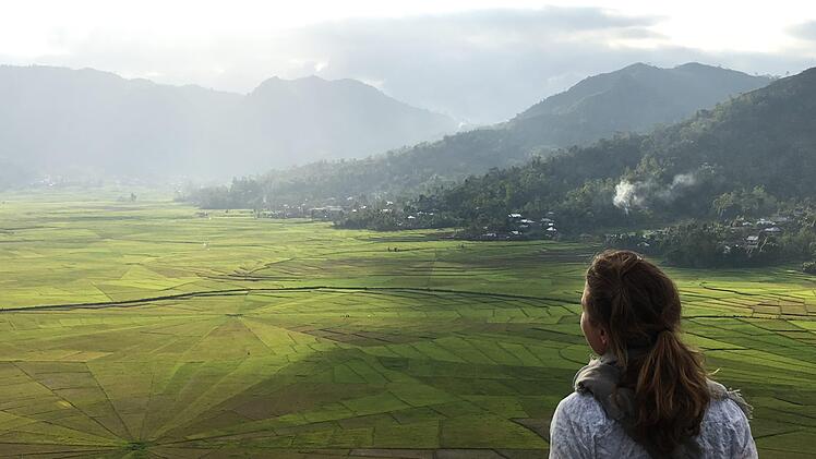 In Indonesien bewunderte Lisa Kachler die spinnennetzförmigen Reisfelder.   Foto: privat