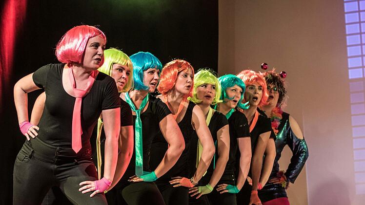 Impressionen von der Show-Gala des Vocalensembles Coburg unter der Leitung von Steffi Berg in Bad RodachFoto: Jochen Berger