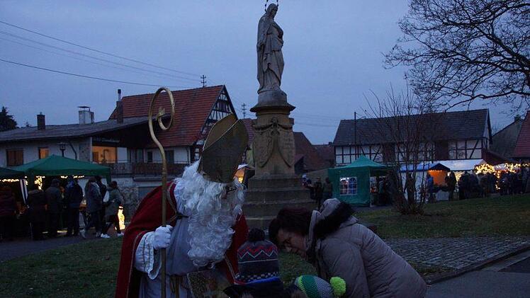 Weihnachtsmarkt in Großwenkheim. Anton Then