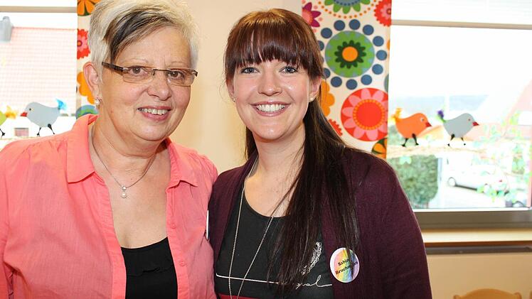 Kindergartenleiterin Beate Klarmann (l.) und Sabine Bruchmann.
