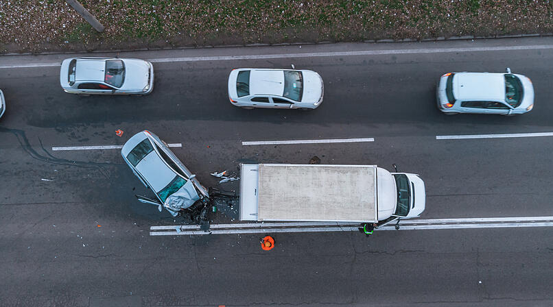 Symbolbild: Lkw-Unfall, Auffahrunfall
