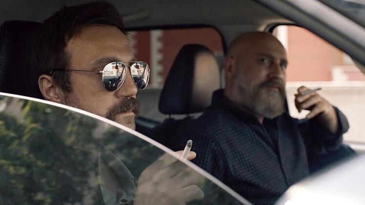 Hasan (Muttalip M&uuml;jdeci, rechts) und Zafer (Ahmet Varli) haben etwas Skrupelloses vor.