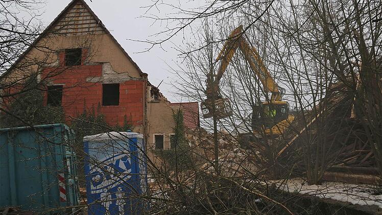Abriss des "Stern" in Schwärzelbach  Foto: Gerd Schaar