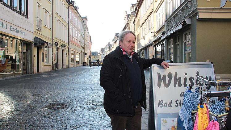 Quo vadis, Einkaufsstadt Coburg? Die FDP schlägt vor, dass durch den hinteren Steinweg sowie den Unteren Bürglaß wieder Autos fahren dürfen. Uwe Rückert hält von dieser Idee gar nichts.Oliver Schmidt