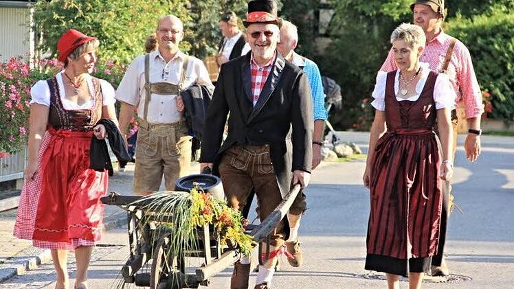 Elmar Barth marschiert immer voran. Foto: Helmut Will