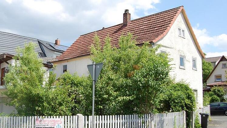 Seine Tage sind gezählt: das Gebäude Röthenstraße 5 in Küps.Veronika Schadeck