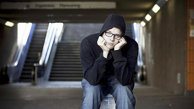 Fundiert depri: Nico Semsrott, der am 2. Februar ab 20 Uhr im Bamberger Morphclub gastiert.  Foto: Fabian Stürtz