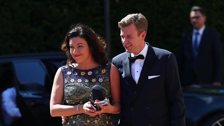 Dorothee B&auml;r (CSU) und Mann OliverFoto: Daniel Karmann/ dpa