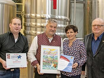 Bei der Ehrung (von links): Tobias Dittrich (musikalischer Leiter der Leutenbacher Musikanten), Jubilar Markus Geck, Kreisvorsitzende Claudia Heim und stellvertretender Kreisvorsitzender Fridolin Hofmann Foto: privat